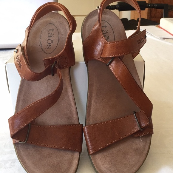 Taos Footwear Shoes - Taos leather sandals size 10-11
